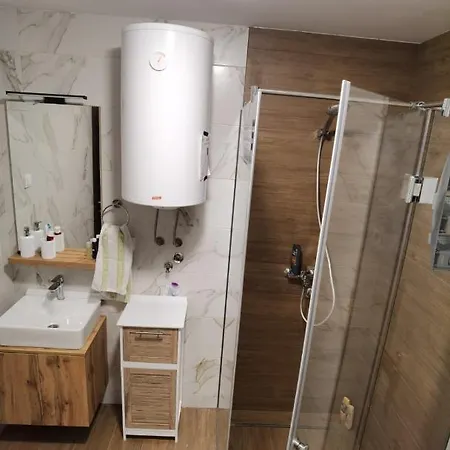 Borovi 2, 7 Apartamento Divčibare