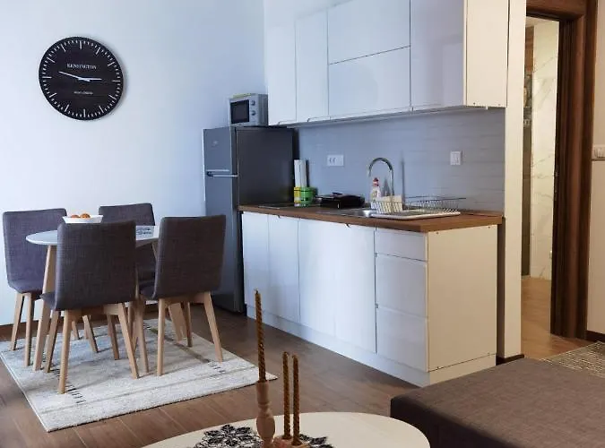 Borovi 2, 7 Дивчибаре